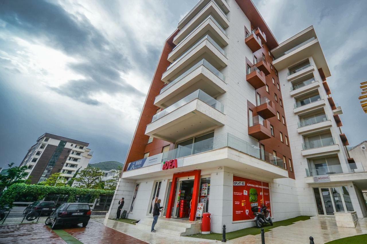 Ferienwohnung Red Lux Budva Exterior foto
